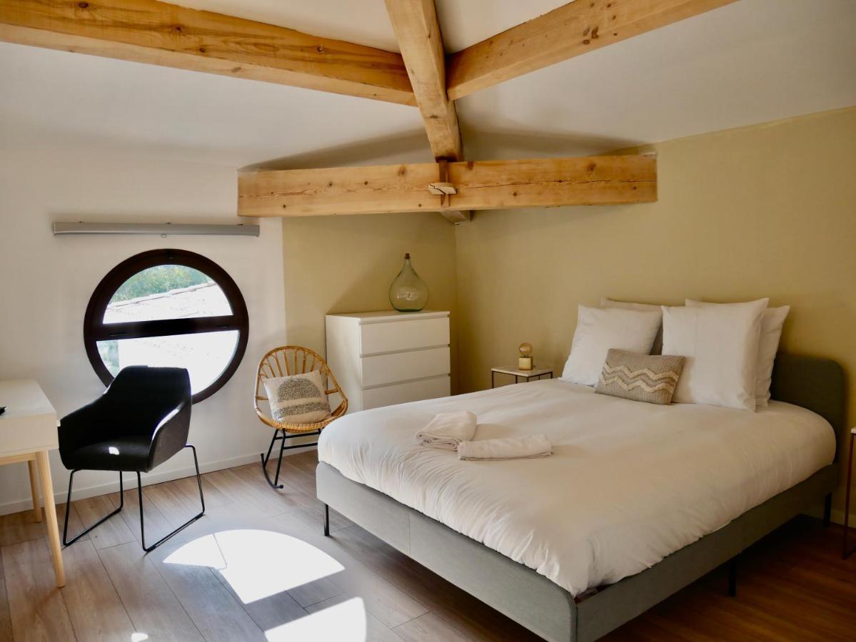 Port Pin - Coliving - Mas Des Sous Bois Hotel Ventabren ภายนอก รูปภาพ